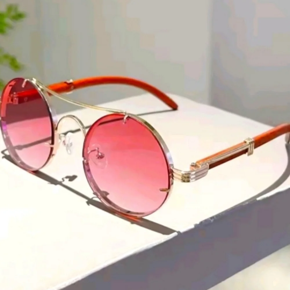 Ladies Stylish Pink Sunglasses